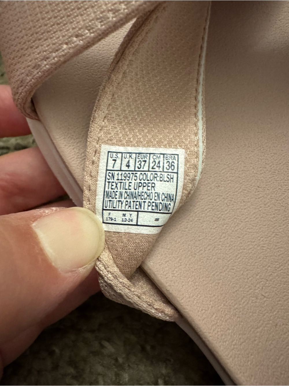 Skechers Women's Hands Free Slip-ins Sandals in blush Size 7 - NWT - Picture 3 of 6